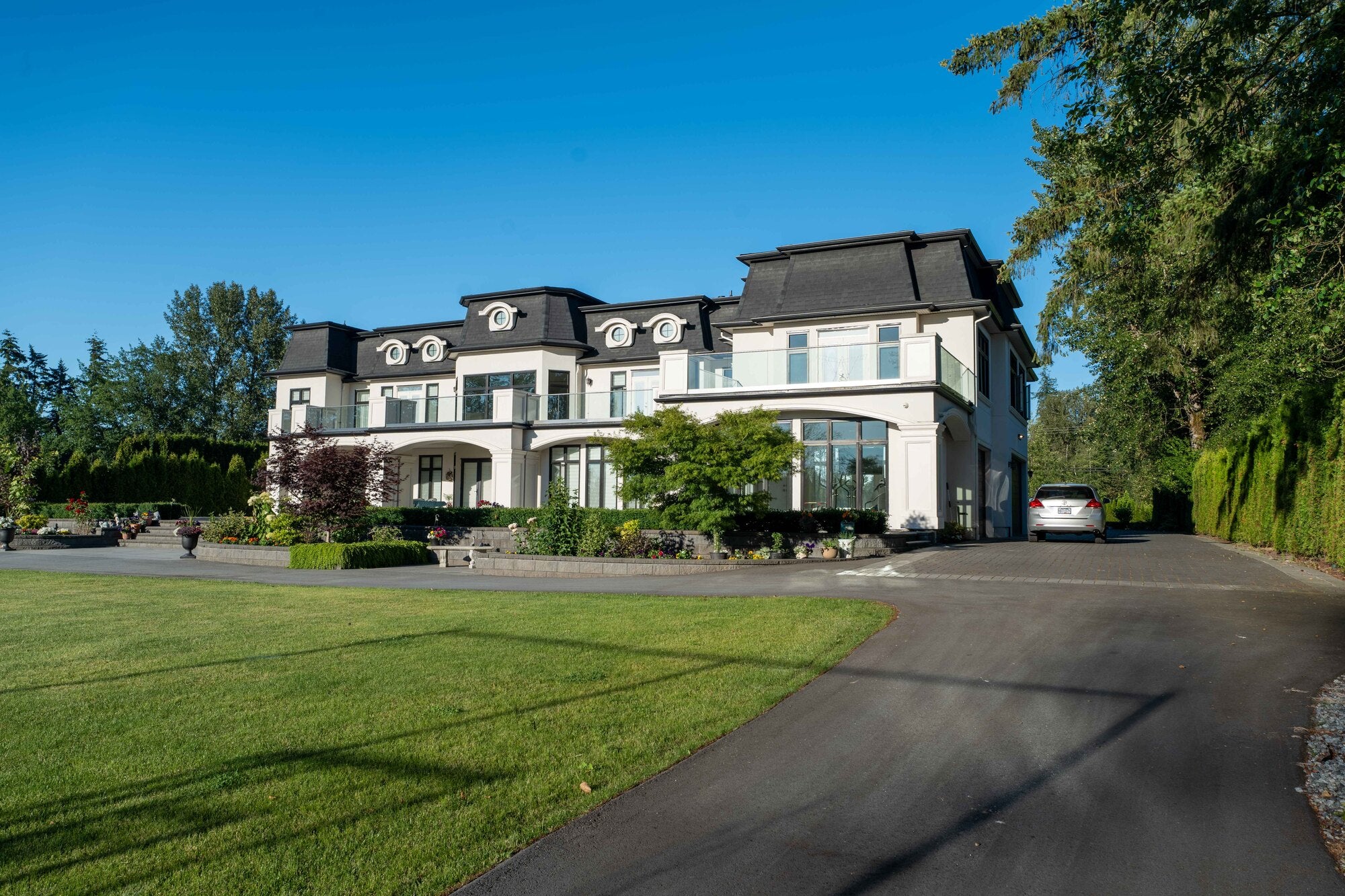 Home decor in Canada - Chateau & Co's

Attractive outdoor looks